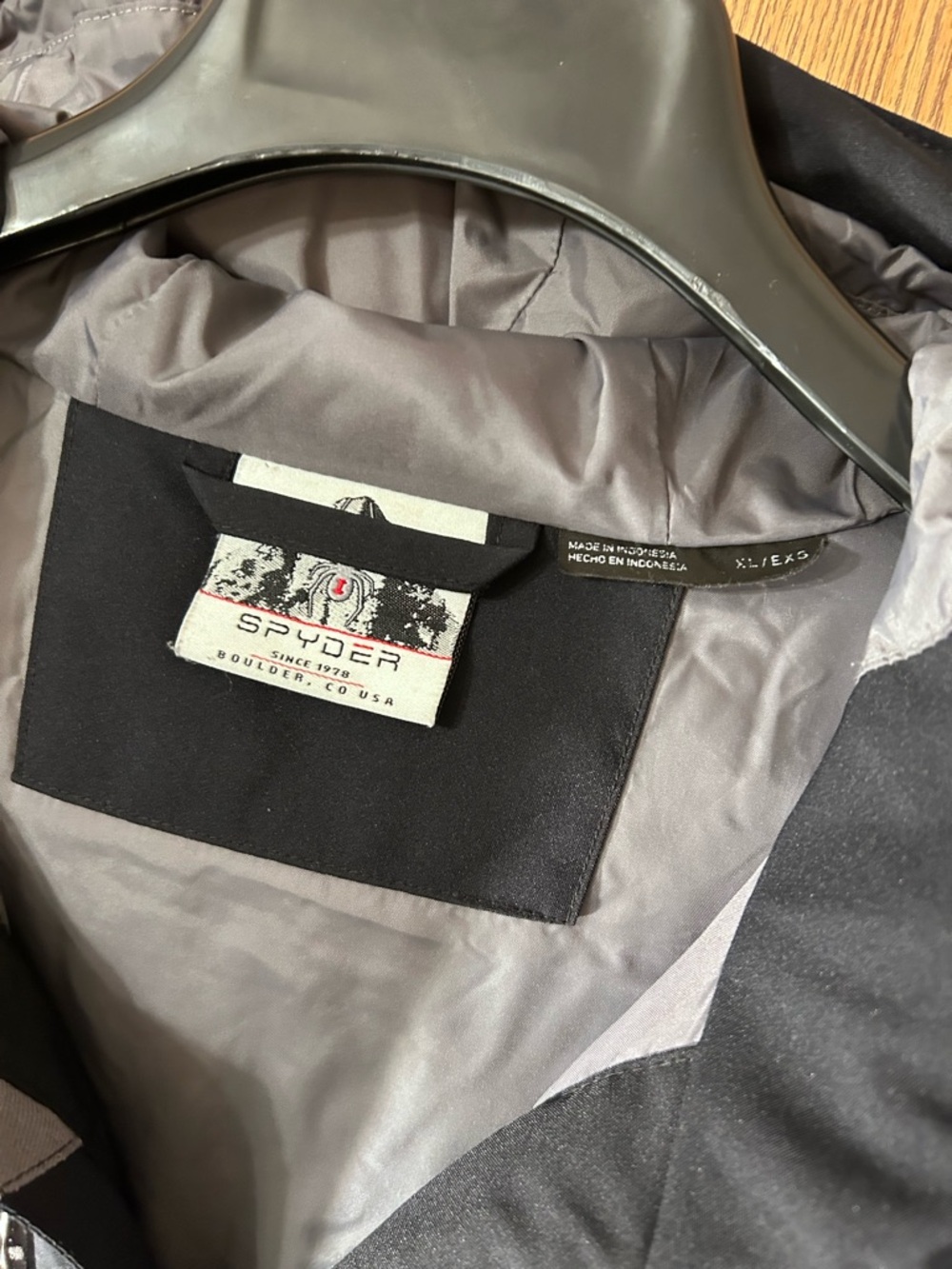 Spyder 600 Down Puffer Ski Coat - Picture 3 of 6